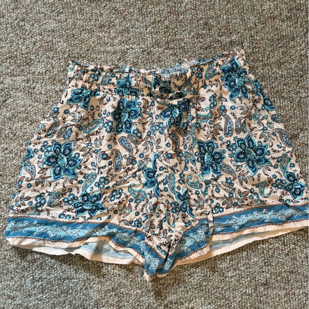 Maurice’s flowy shorts